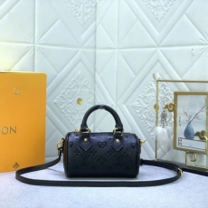 Louis Vuitton Speedy Bags